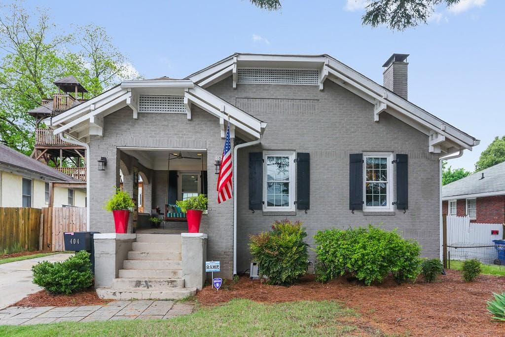 3 bedroom, 3 bathroom, 1,864 sq ft single family residence sold at 404 Glen Iris Drive, Atlanta, GA 30308