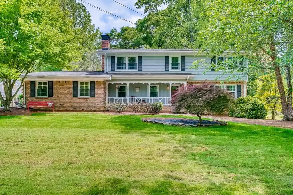 4 bedroom, 3 bathroom, 2,288 sq ft single family residence sold at 3247 Embry Hills Drive, Atlanta, GA 30341
