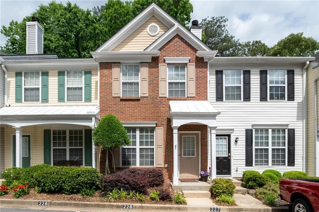 228 Buckland Drive, Alpharetta, GA 30022 — most recent listing photo