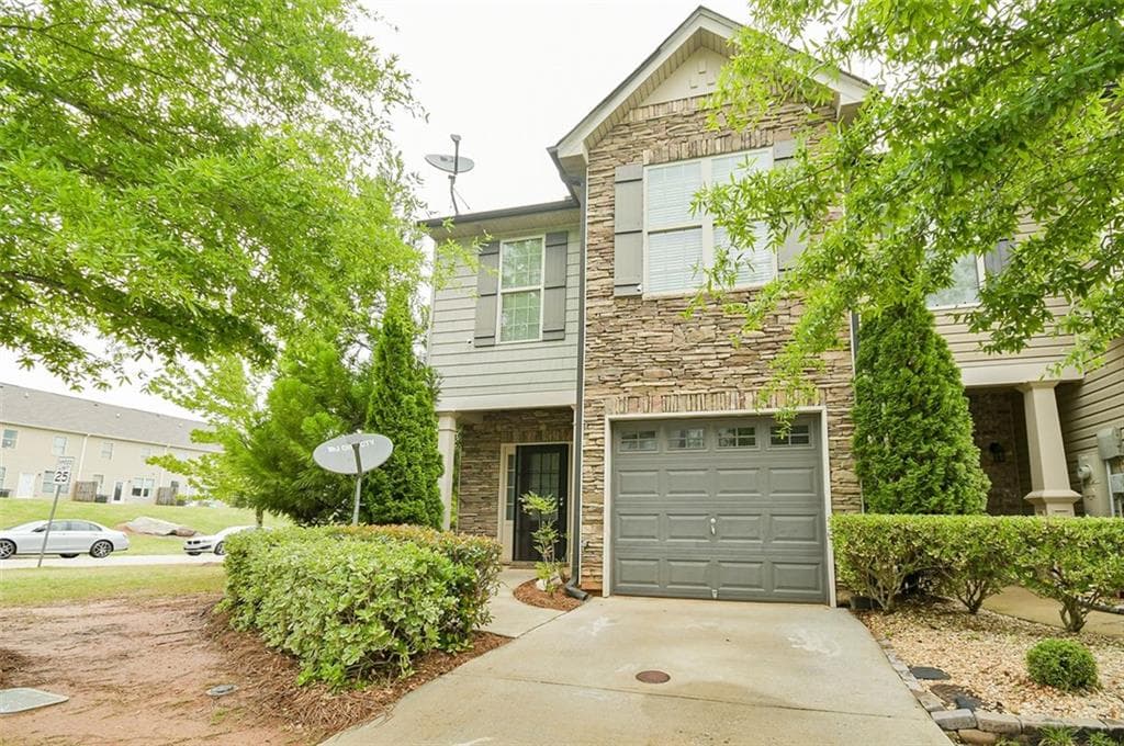 3338 PENNINGTON Drive, Lithonia, GA 30038 — most recent listing photo