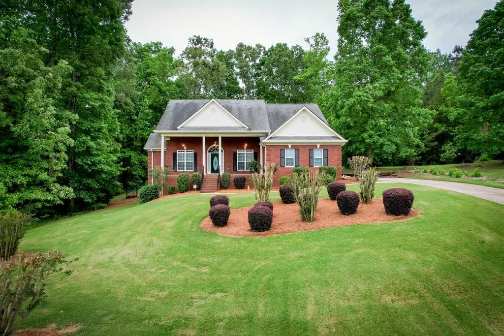 170 Blue Grass Way, Oxford, GA 30054 — most recent listing photo