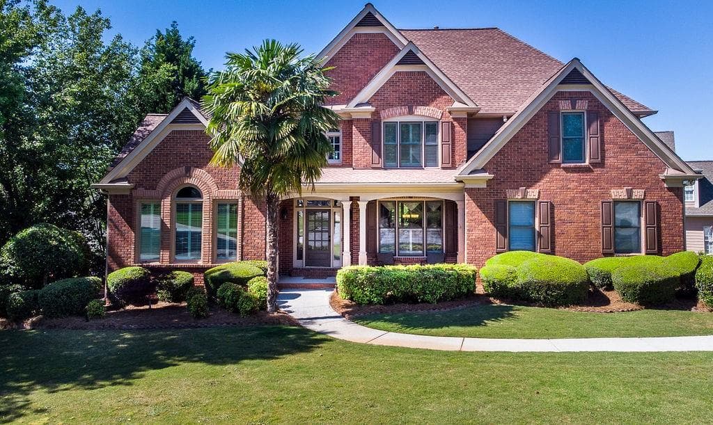 5 bedroom, 5 bathroom, 4,725 sq ft single family residence sold at 1082 White Cloud Ridge, Snellville, GA 30078