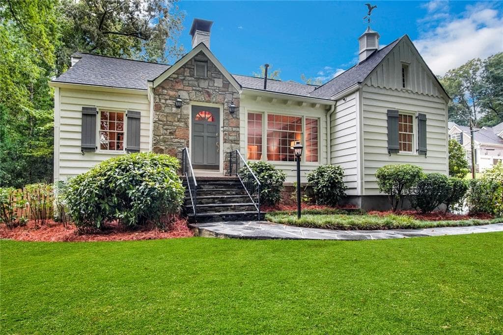 3 bedroom, 3 bathroom, 2,540 sq ft single family residence sold at 4093 N Ivy Road, Atlanta, GA 30342
