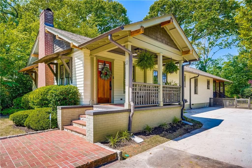 3 bedroom, 3 bathroom, 1,869 sq ft single family residence sold at 52 Russell Street, Atlanta, GA 30317