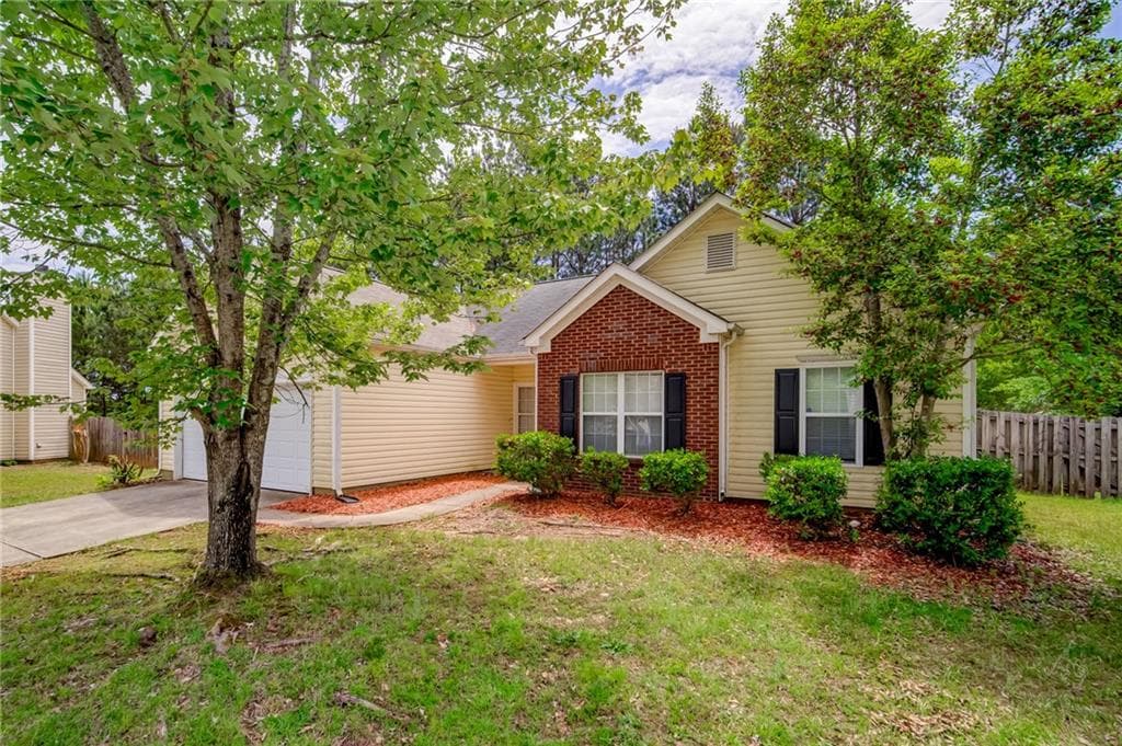 3 bedroom, 2 bathroom, 1,471 sq ft single family residence sold at 6909 Cobblers Way, Austell, GA 30168