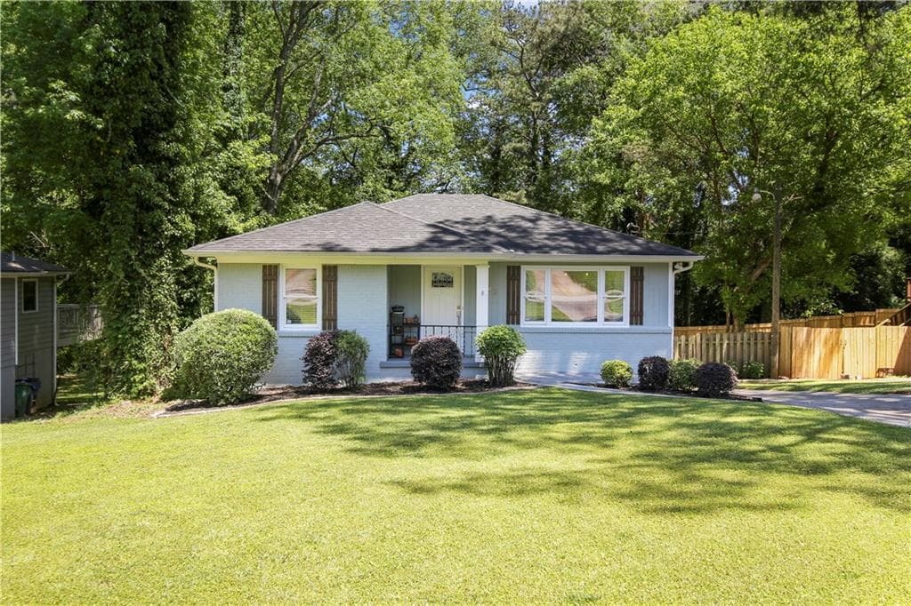 2 bedroom, 2 bathroom, 1,042 sq ft single family residence sold at 2046 Settle Circle, Atlanta, GA 30316