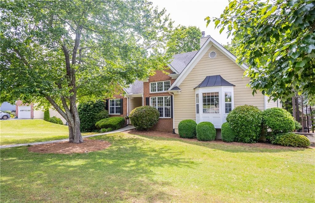 5 bedroom, 3 bathroom, 3,383 sq ft single family residence sold at 3612 Willow Club Drive, Loganville, GA 30052