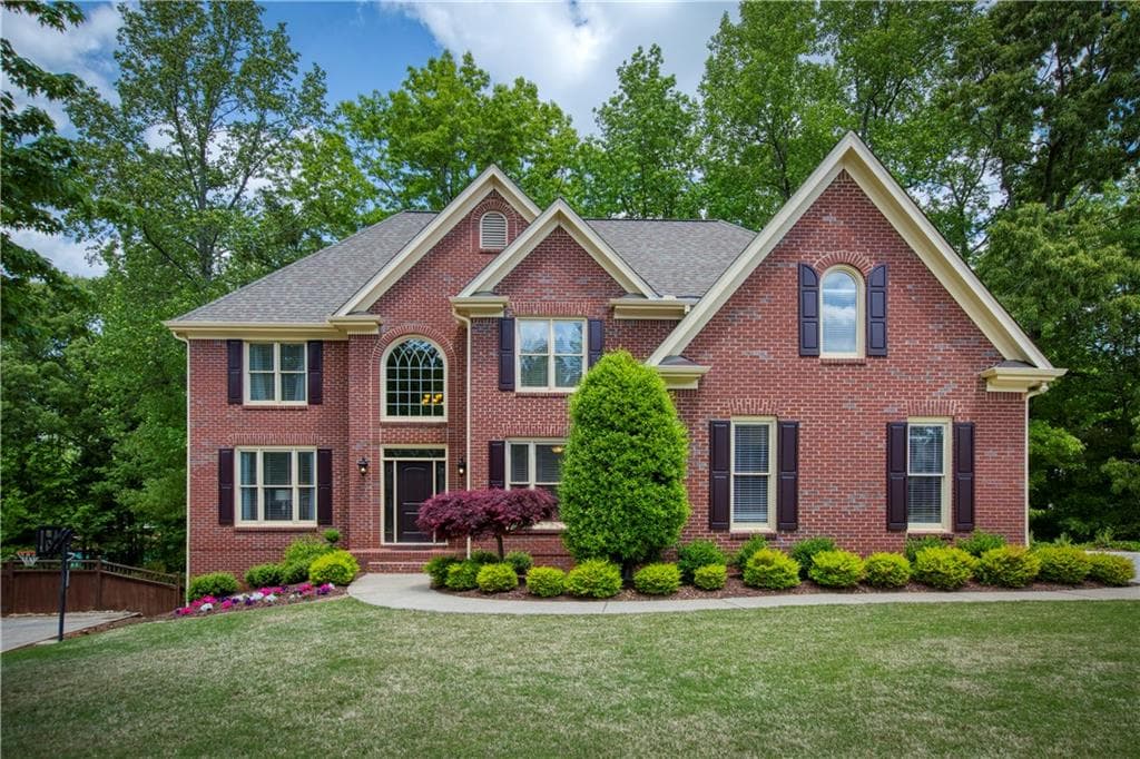 2040 Brooke Forest Court, Alpharetta, GA 30022 — most recent listing photo