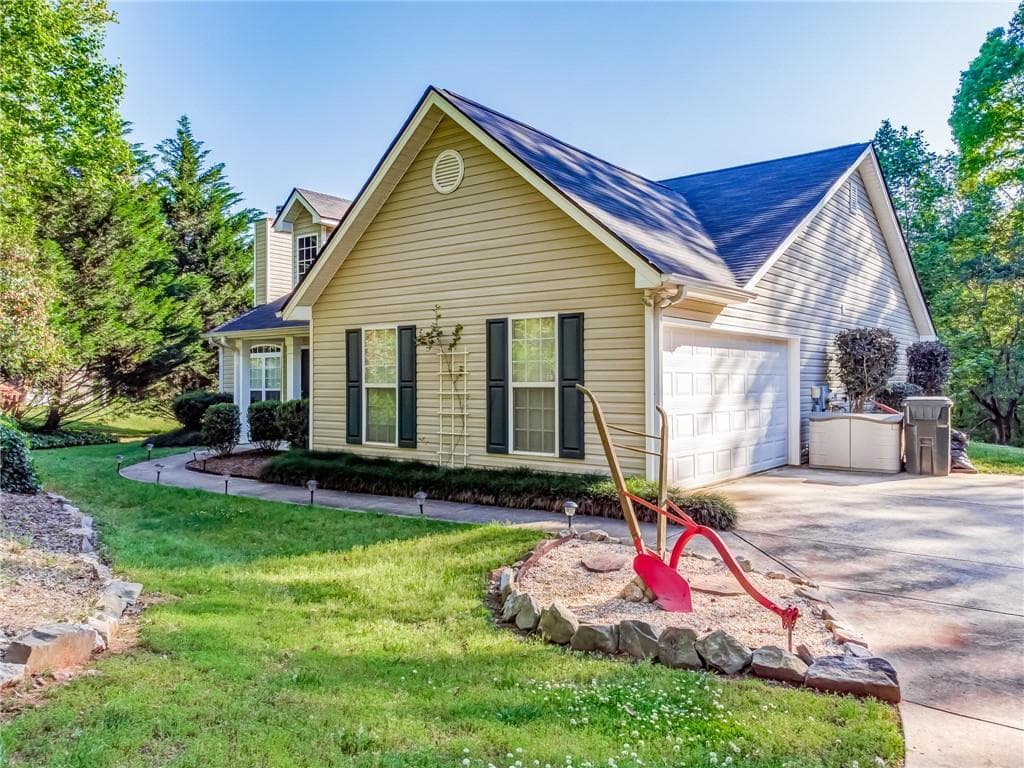 247 Bridgewater Drive, Mount Airy, GA 30563 — most recent listing photo