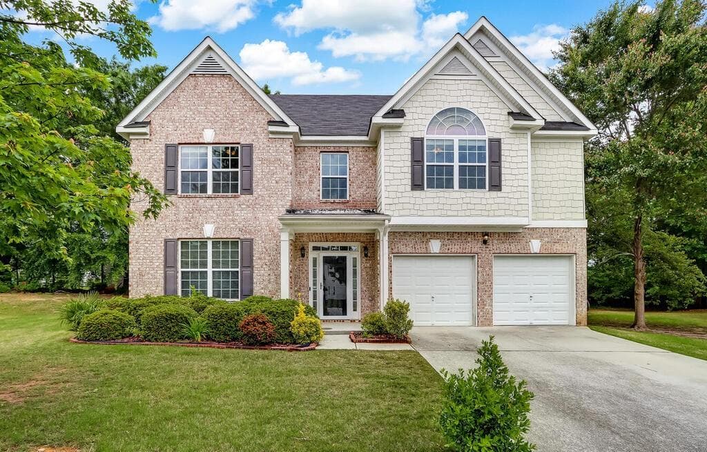 4 bedroom, 4 bathroom, 3,358 sq ft single family residence sold at 328 Jarrod Oaks Court, Loganville, GA 30052