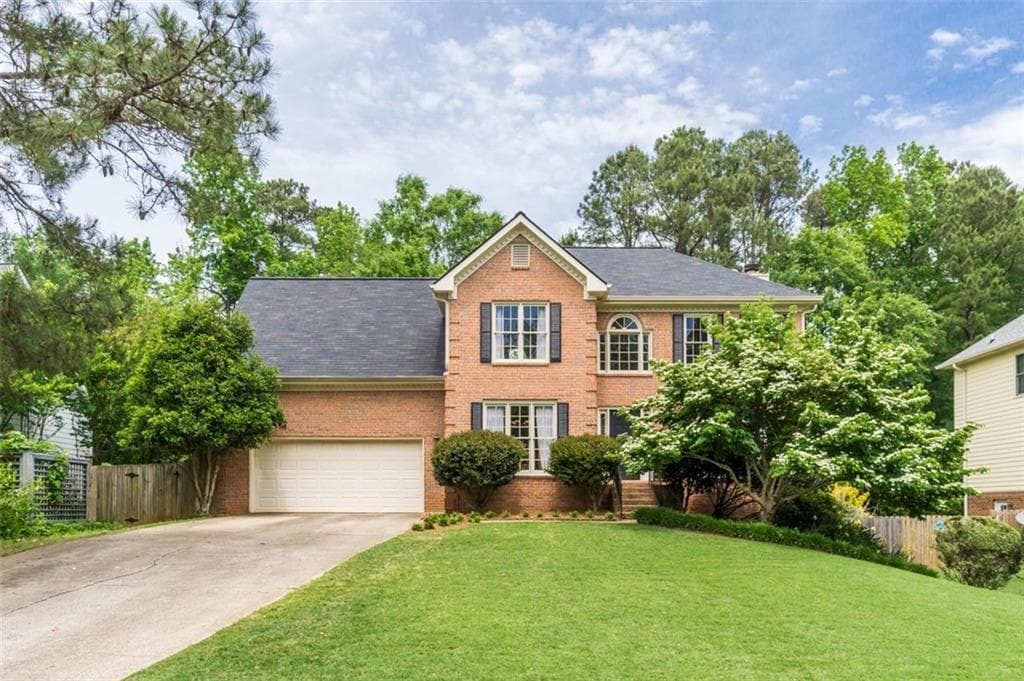 4 bedroom, 4 bathroom, 2,524 sq ft single family residence sold at 750 BIRCH RIDGE Drive, Roswell, GA 30076