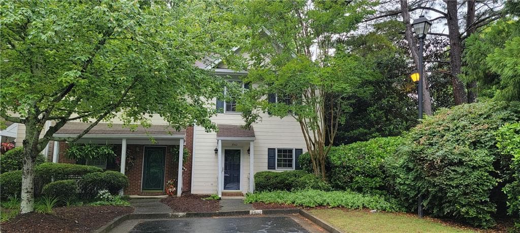 3 bedroom, 3 bathroom, 1,400 sq ft condominium sold at 3982 Camden Way, Alpharetta, GA 30005
