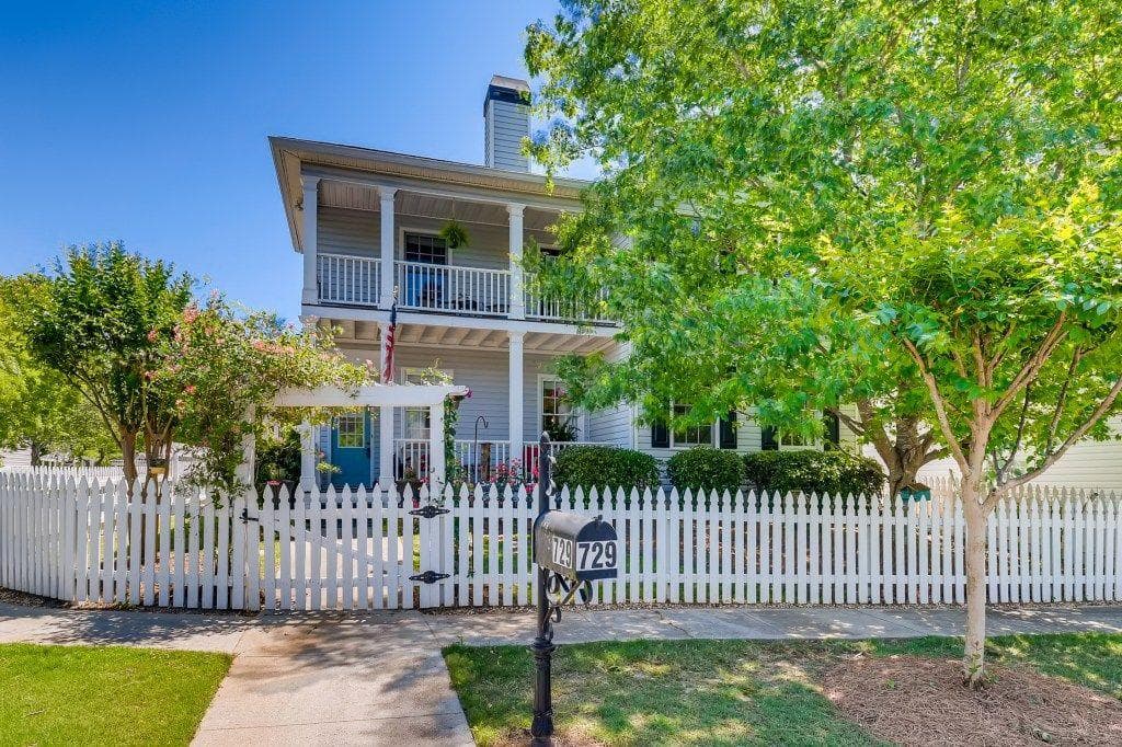 729 Gardenside Circle, Marietta, GA 30067 — most recent listing photo