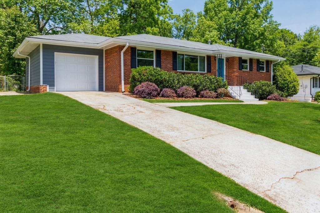3 bedroom, 2 bathroom, 1,272 sq ft single family residence sold at 3634 Wisteria Lane, Smyrna, GA 30082