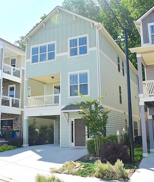 1227 Ridenour Lane, Kennesaw, GA 30152 — most recent listing photo
