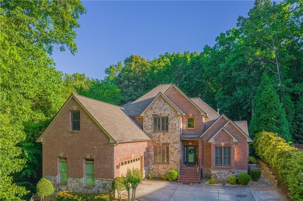 4 bedroom, 4 bathroom, 3,759 sq ft single family residence sold at 2717 Clearwater Springs Drive, Buford, GA 30519