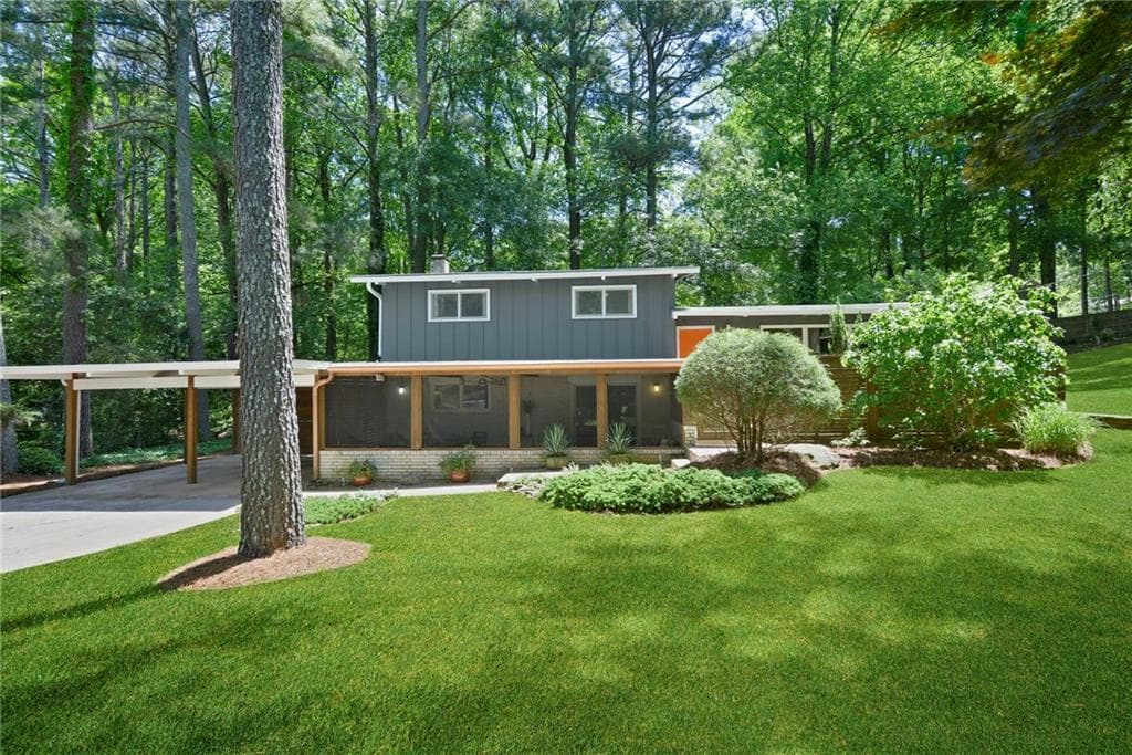 3 bedroom, 3 bathroom, 2,000 sq ft single family residence sold at 3335 Archwood Drive, Atlanta, GA 30340