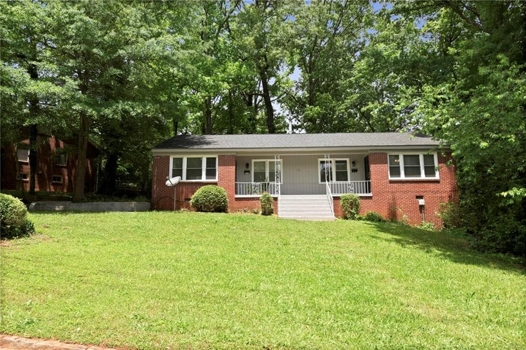 4 bedroom, 2 bathroom single family residence sold at 859 Belfast Street, Atlanta, GA 30310
