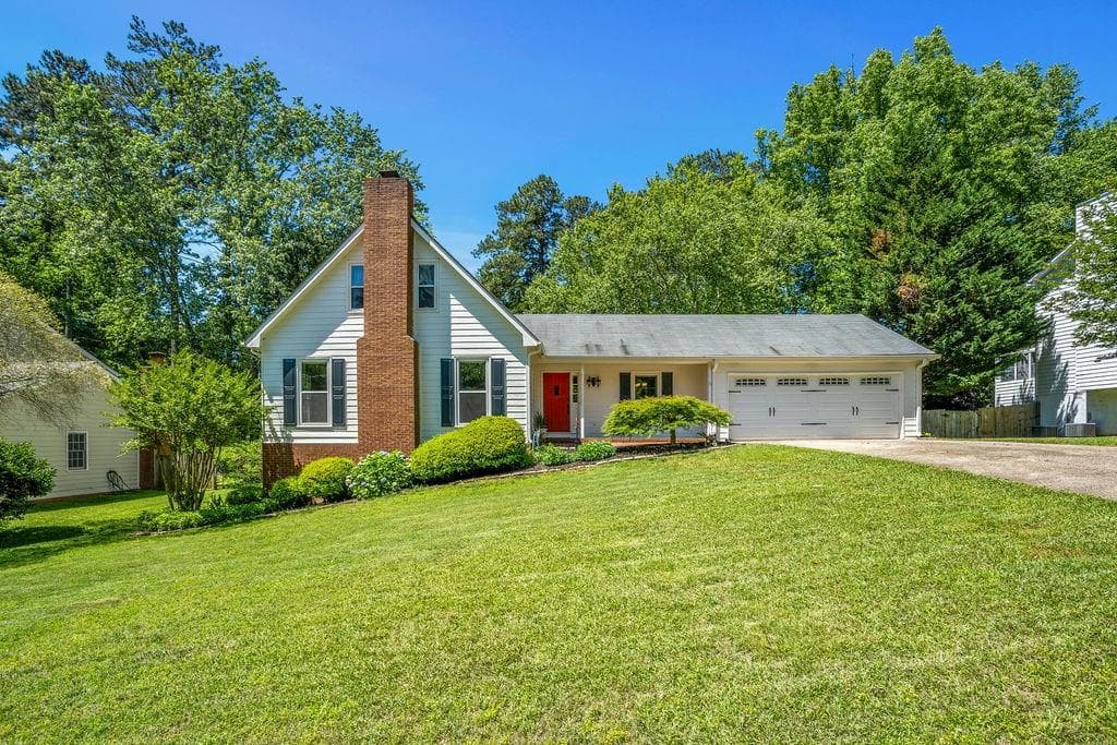 407 Stokesay Drive, Lawrenceville, GA 30046 — most recent listing photo