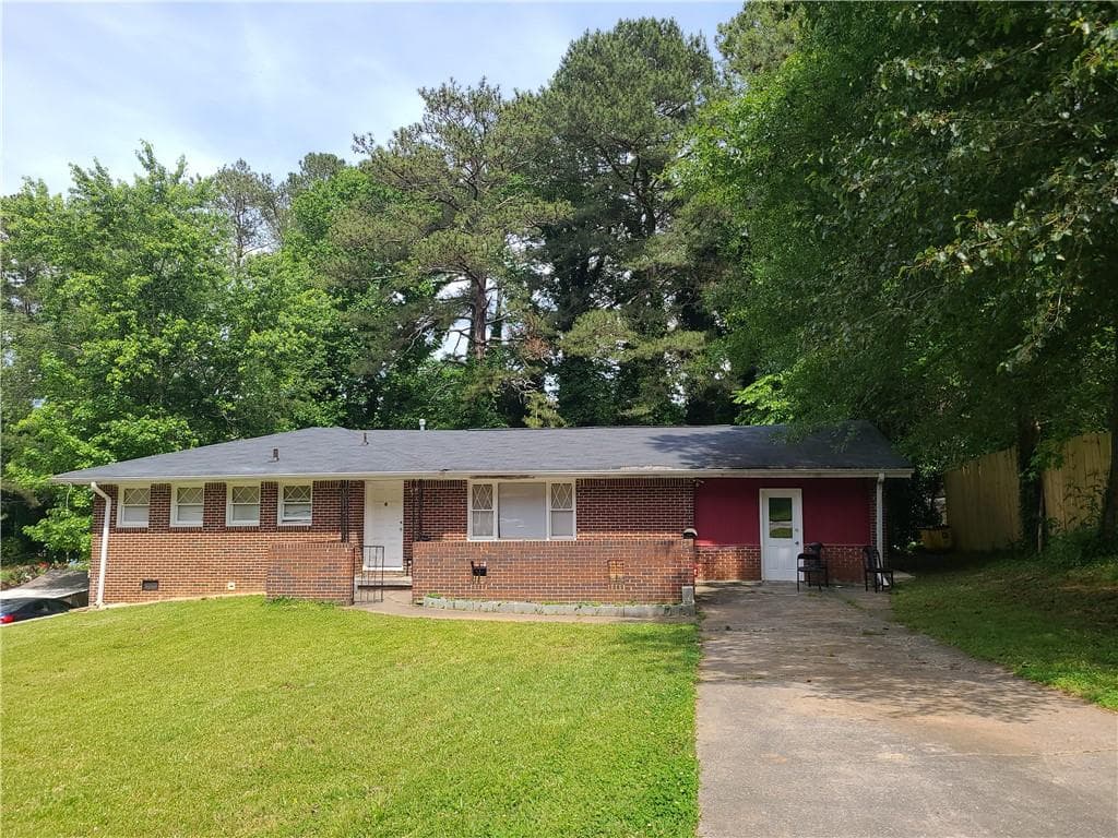 590 Kenridge Circle, Stone Mountain, GA 30083 — most recent listing photo