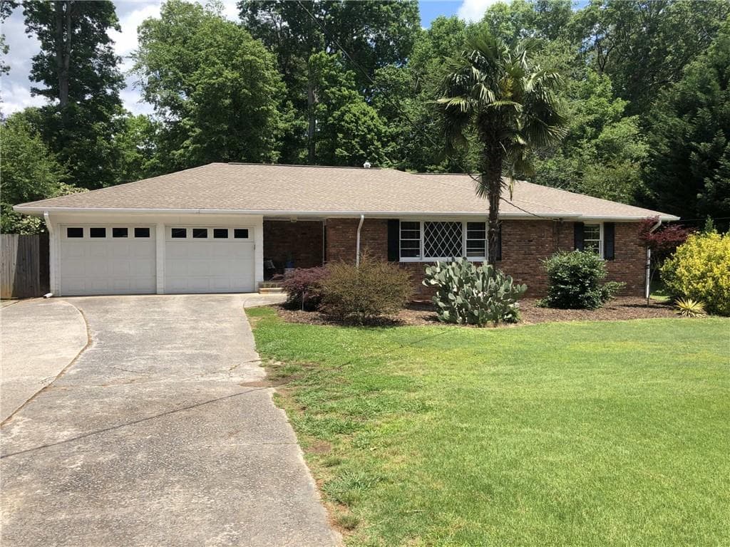 2185 Lower Roswell Road, Marietta, GA 30068 — most recent listing photo