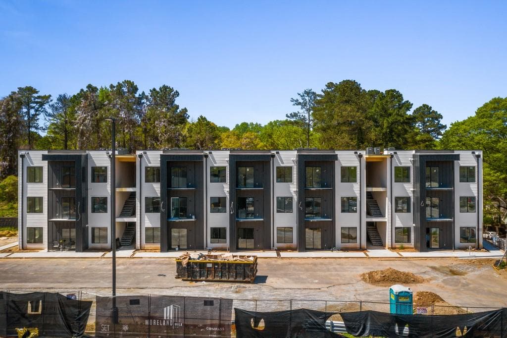 2 bedroom, 2 bathroom, 1,105 sq ft condominium sold at 1155 Custer Avenue 110, Atlanta, GA 30316