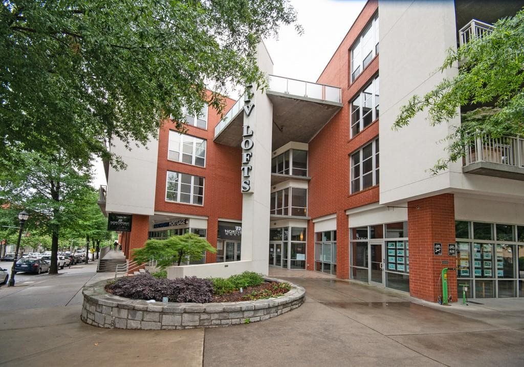 2 bedroom, 2 bathroom, 1,358 sq ft condominium sold at 245 N Highland Avenue 223, Atlanta, GA 30307