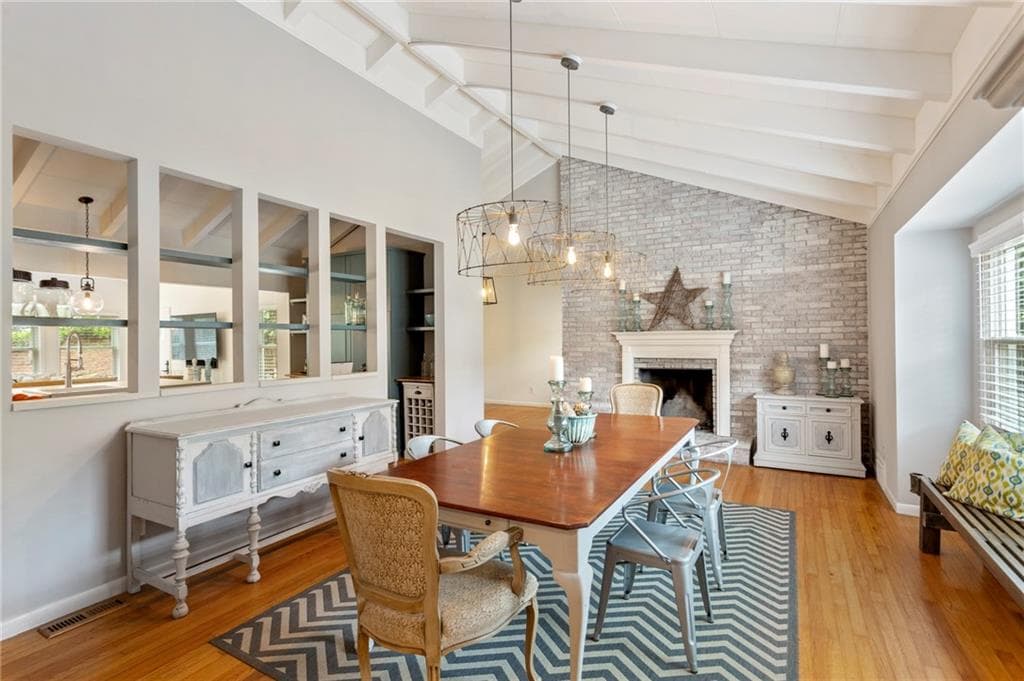 5780 Brookgreen Road, Atlanta, GA 30328 — most recent listing photo
