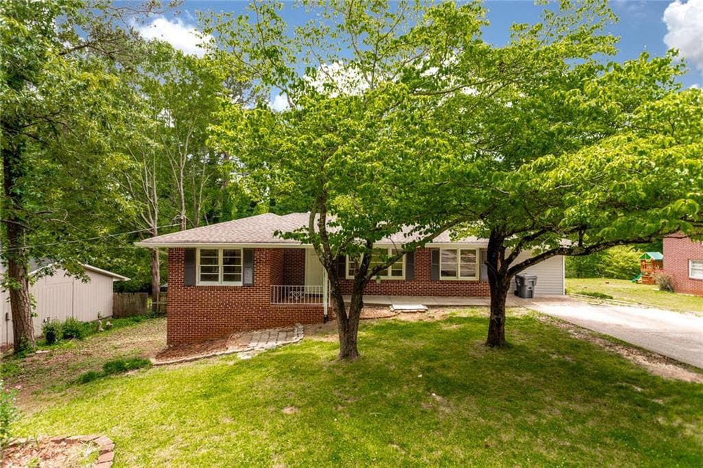 4 bedroom, 2 bathroom, 1,383 sq ft single family residence sold at 343 Ridgecrest Drive, Lawrenceville, GA 30046