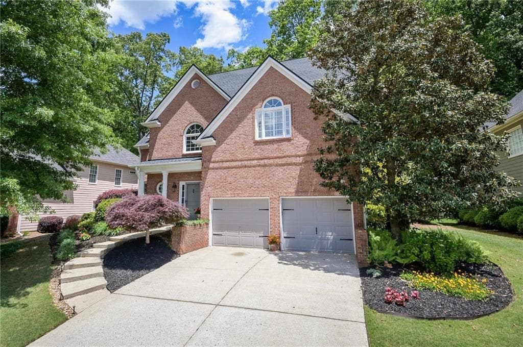 8045 Sandorn Drive, Roswell, GA 30075 — most recent listing photo