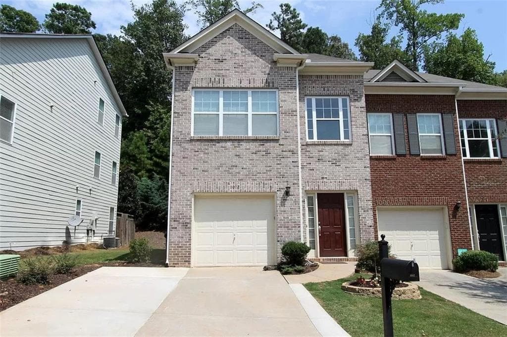 1012 Firethorne Pass, Cumming, GA 30040 — most recent listing photo