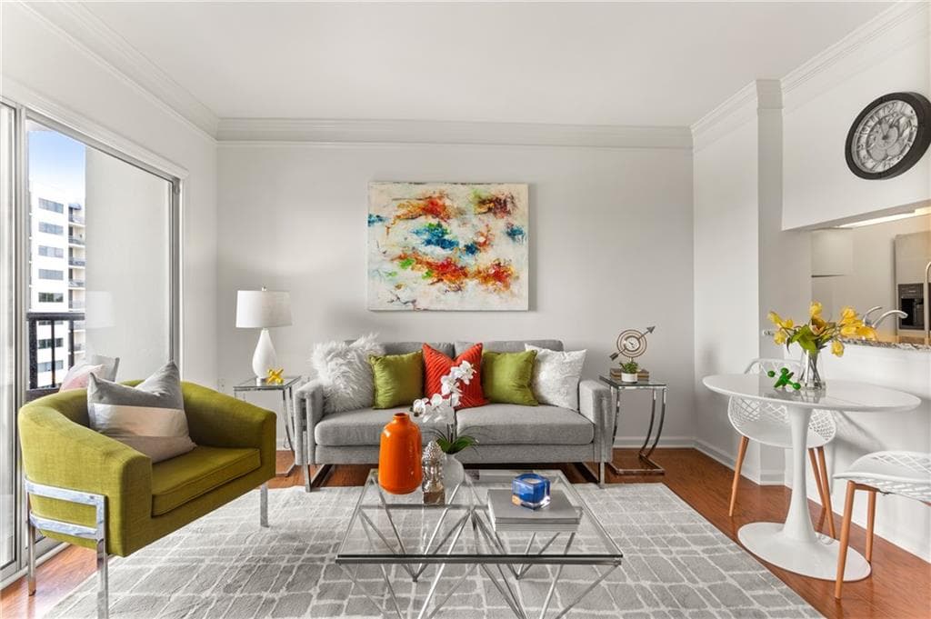 1 bedroom, 1 bathroom, 765 sq ft condominium sold at 275 13TH Street 906, Atlanta, GA 30309