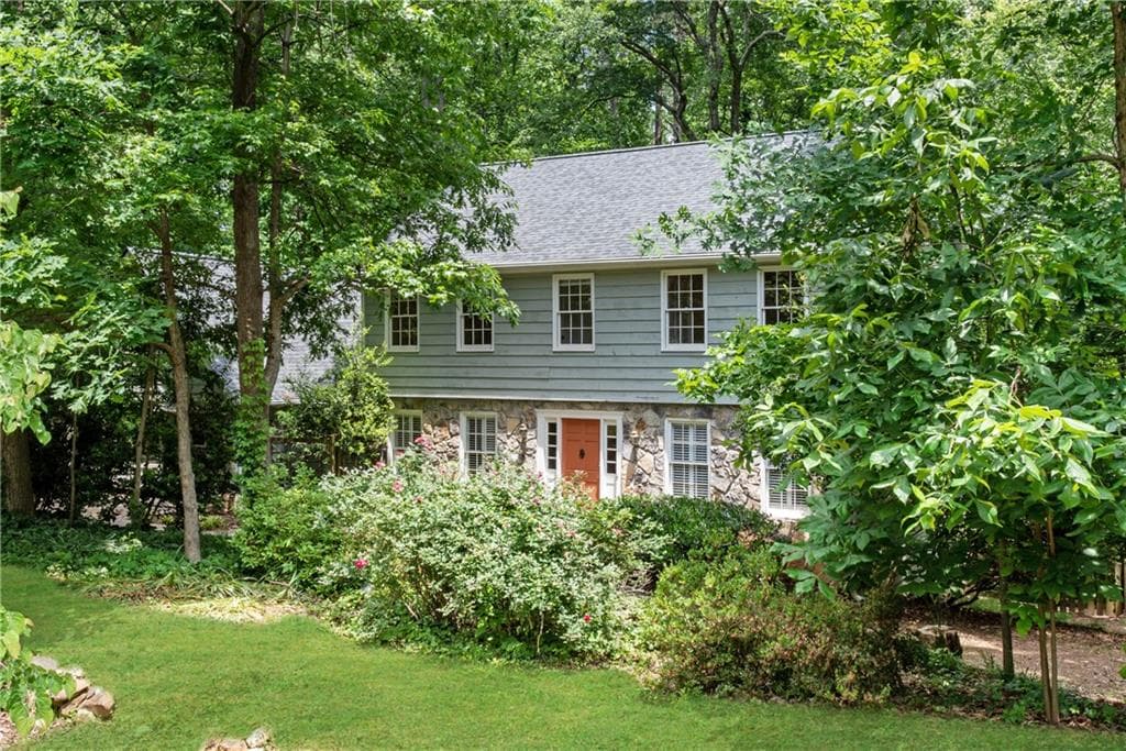220 Hollyridge Drive, Roswell, GA 30076 — most recent listing photo