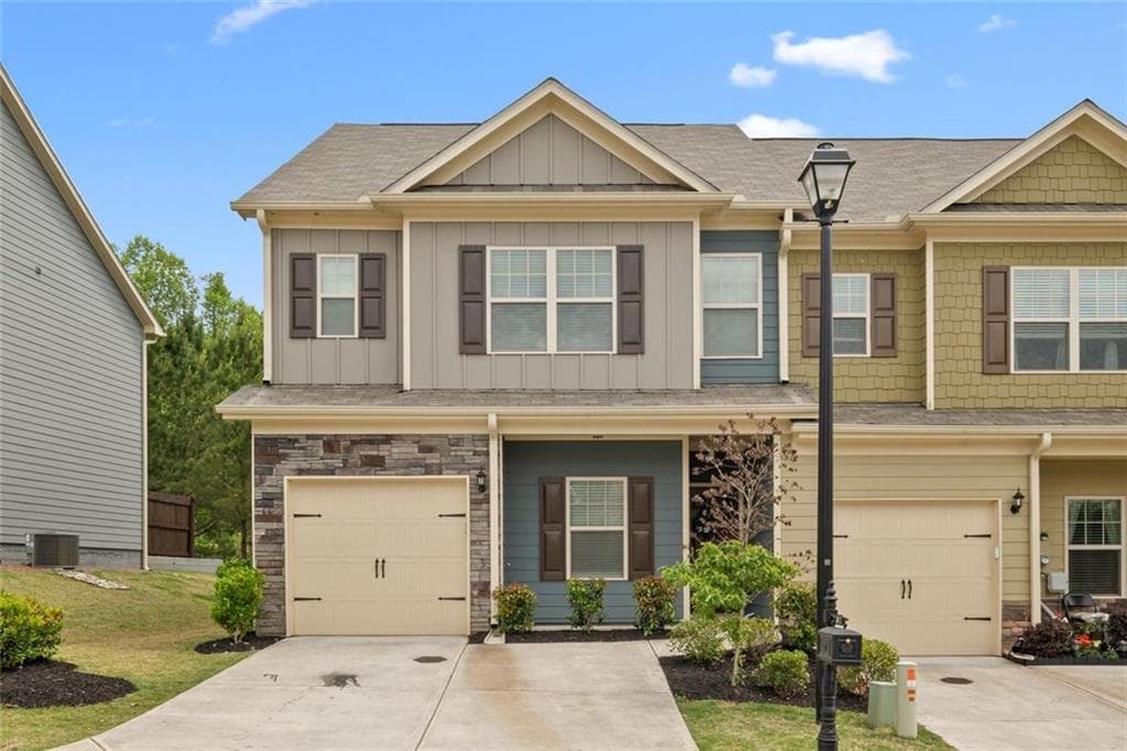 3 bedroom, 3 bathroom, 1,621 sq ft townhouse sold at 877 ASH Street, Canton, GA 30114
