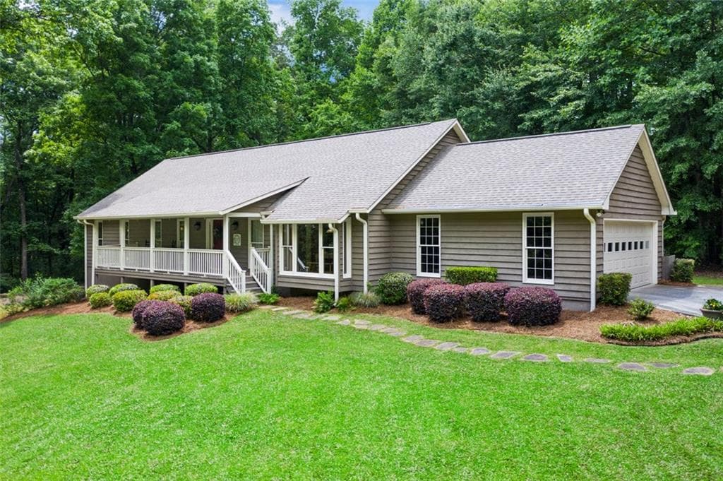 3 bedroom, 3 bathroom, 2,122 sq ft single family residence sold at 4705 MACLAND Road, Powder Springs, GA 30127