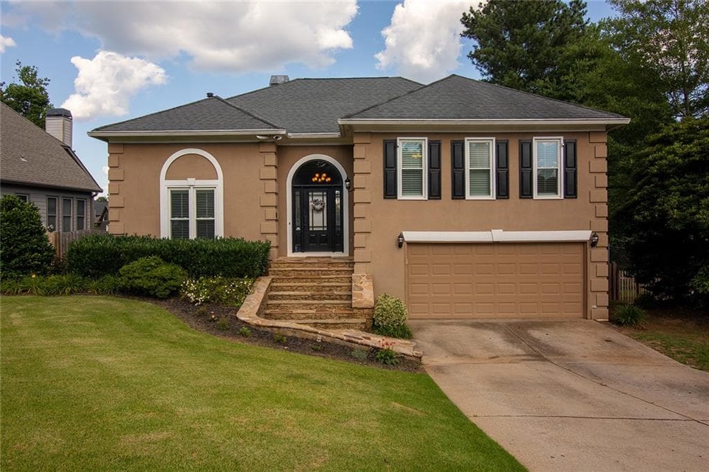 5495 N Hillbrooke Trace, Alpharetta, GA 30005 — most recent listing photo