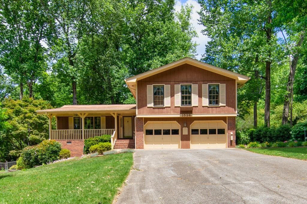 1526 Ridgeland Court, Lilburn, GA 30047 — most recent listing photo