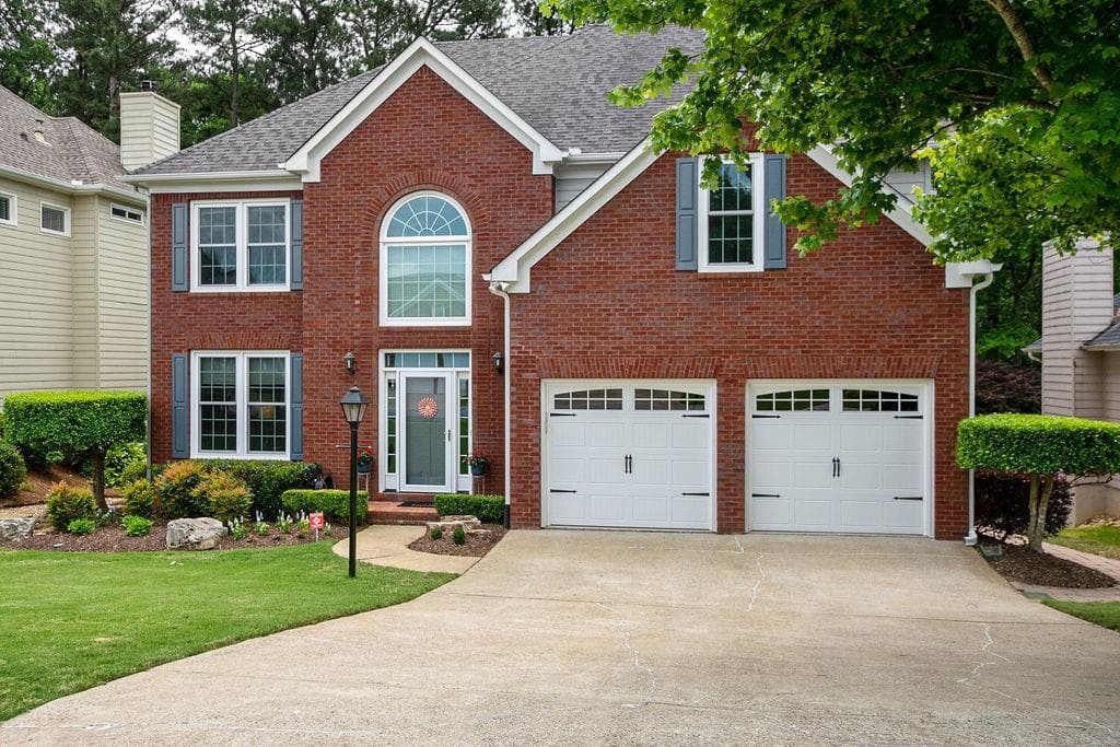 5 bedroom, 4 bathroom, 3,317 sq ft single family residence sold at 4263 Moccasin Trail, Woodstock, GA 30189