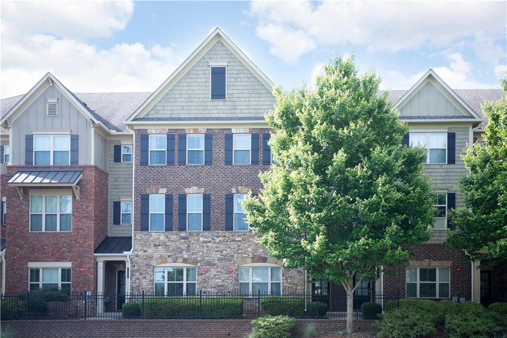 3 bedroom, 4 bathroom, 2,184 sq ft townhouse sold at 1220 POSTON Place, Smyrna, GA 30080