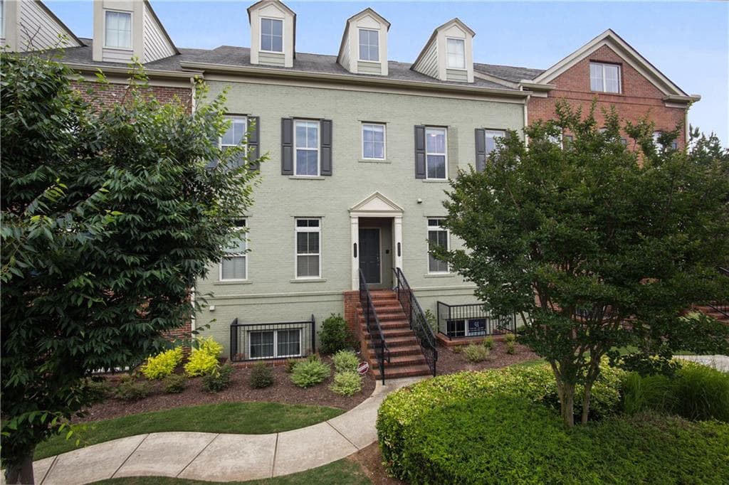 3 bedroom, 3 bathroom, 2,046 sq ft condominium sold at 6408 PAULSON Place 58, Atlanta, GA 30328