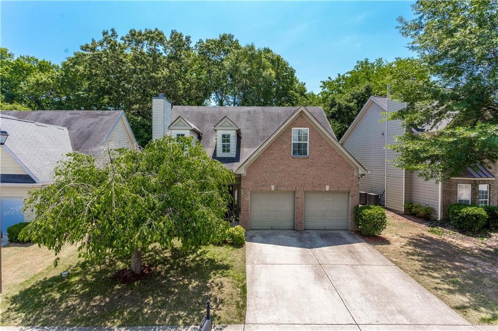 3 bedroom, 3 bathroom, 1,897 sq ft single family residence sold at 6473 GRAND HICKORY Drive, Braselton, GA 30517