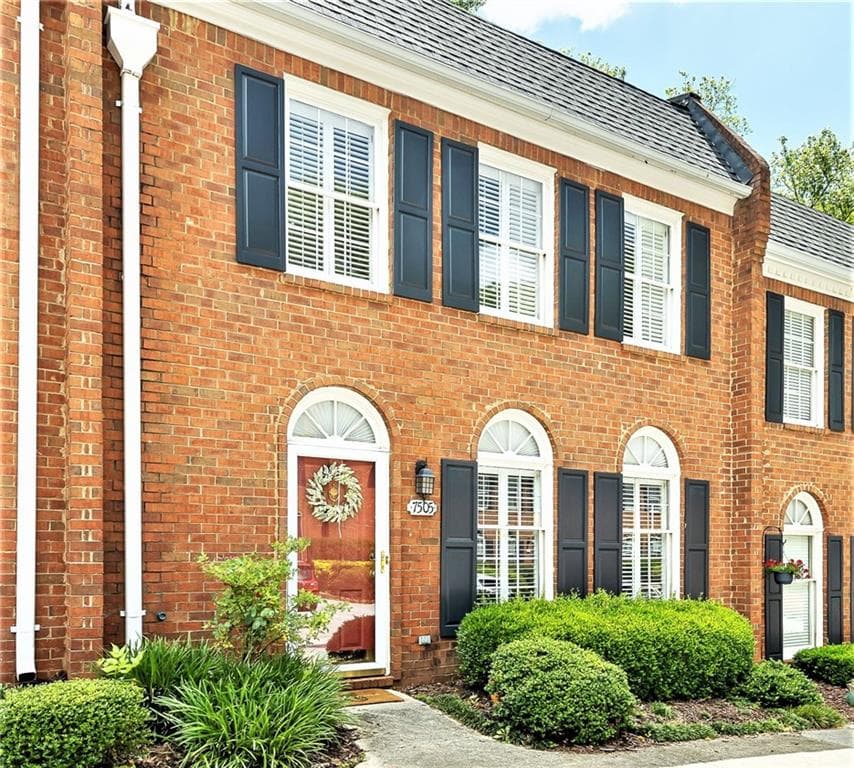 7505 Saint Charles Square C8, Roswell, GA 30075 — most recent listing photo