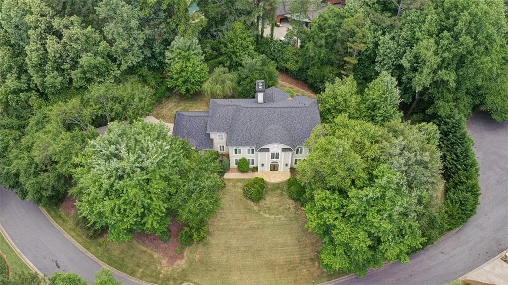 230 Grogans Lake Point, Sandy Springs, GA 30350 — most recent listing photo