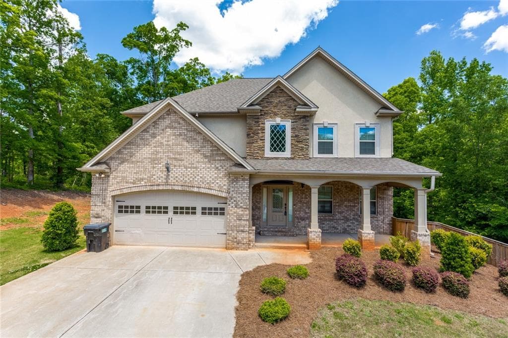 4 bedroom, 4 bathroom single family residence sold at 609 Medway Drive, Mcdonough, GA 30252