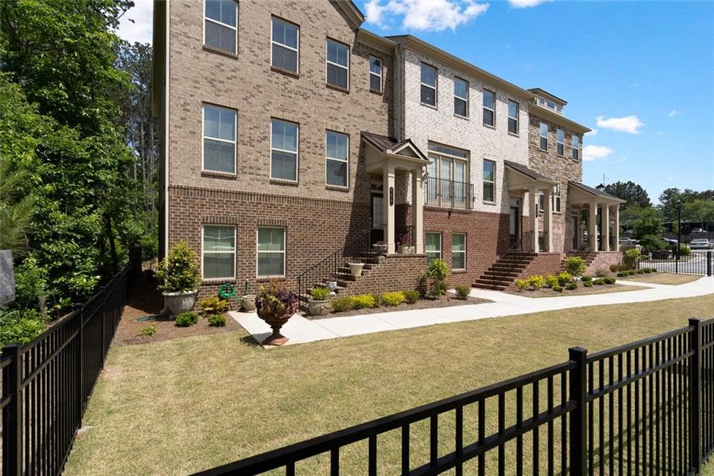 354 Provenance Drive, Sandy Springs, GA 30328 — most recent listing photo