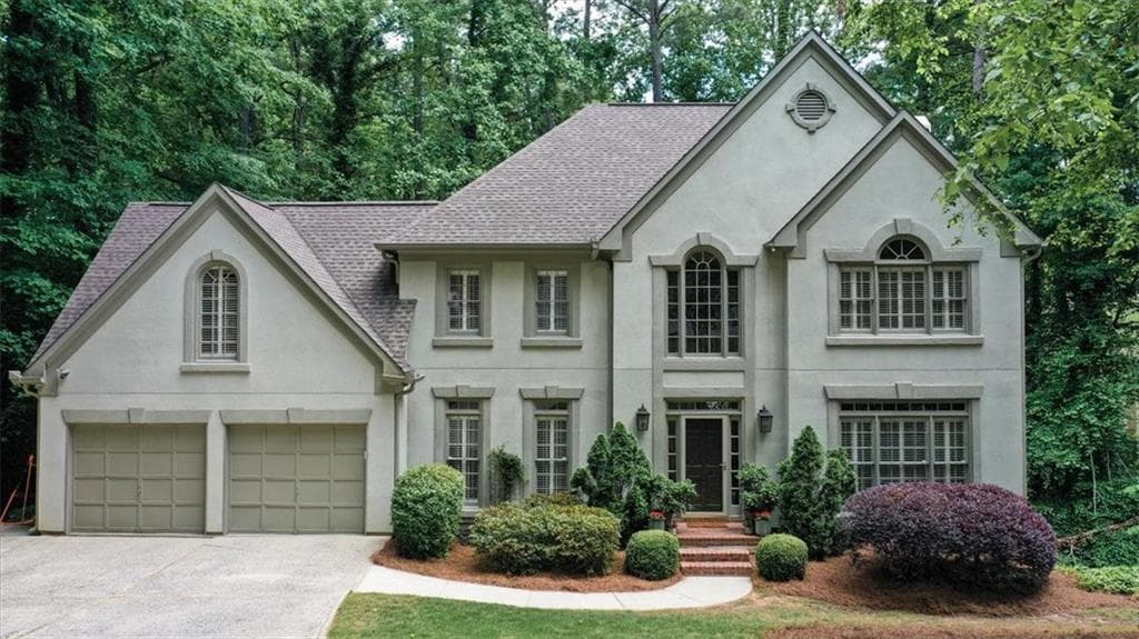 5 bedroom, 5 bathroom, 4,950 sq ft single family residence sold at 620 Highlands Court, Roswell, GA 30075