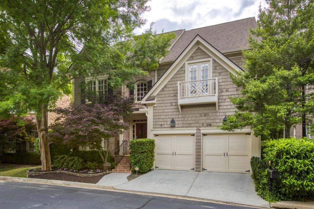 2527 Brookline Circle, Brookhaven, GA 30319 — most recent listing photo