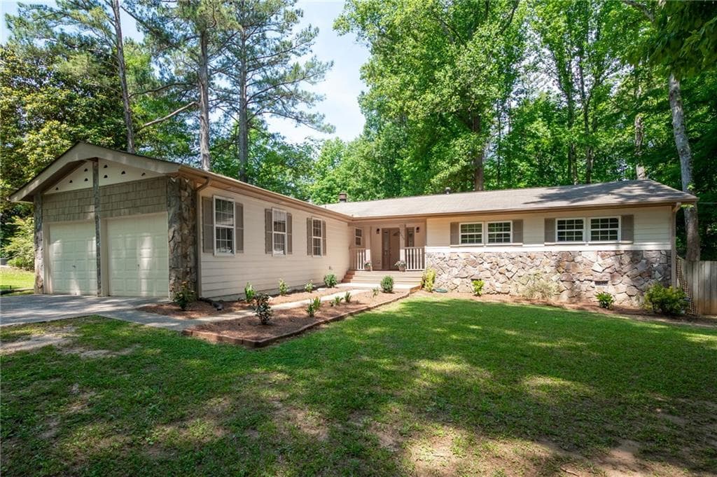 4428 Rolling Oaks Trail, Kennesaw, GA 30152 — most recent listing photo