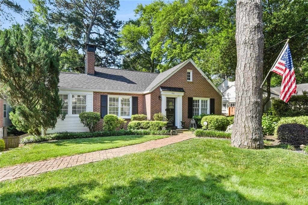 3 bedroom, 2 bathroom, 2,292 sq ft single family residence sold at 761 Piedmont Way, Atlanta, GA 30324