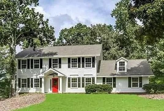 975 Oakhaven Drive, Roswell, GA 30075 — most recent listing photo
